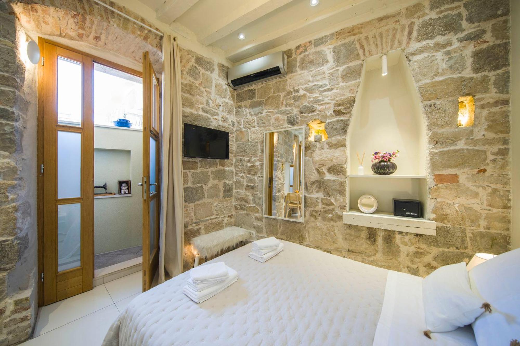 Hidden Luxury 2br With Terrace * Split