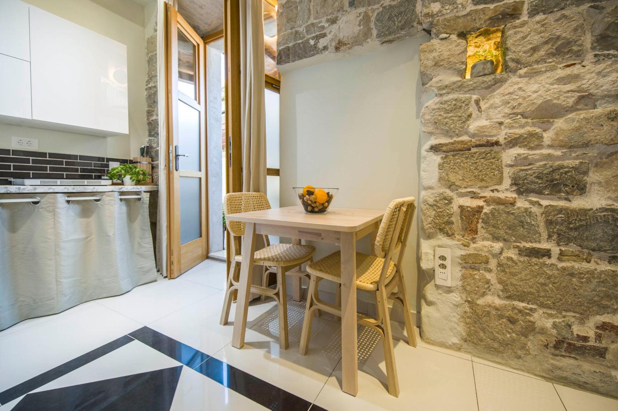 Hidden Luxury 2br With Terrace Apartment Split
